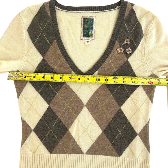 Burning Torch 100% Cashmere Argyle Sweater Beaded Detail Beige M
Retail $295 - Picture 3 of 9
